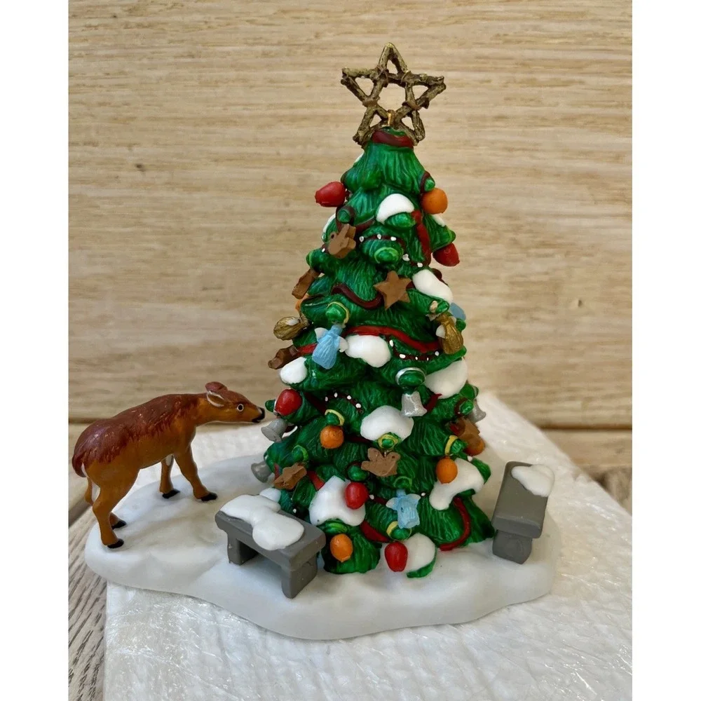 Vtg Dept. 56 New England Village New England Town Tree Nativity #56695 2008